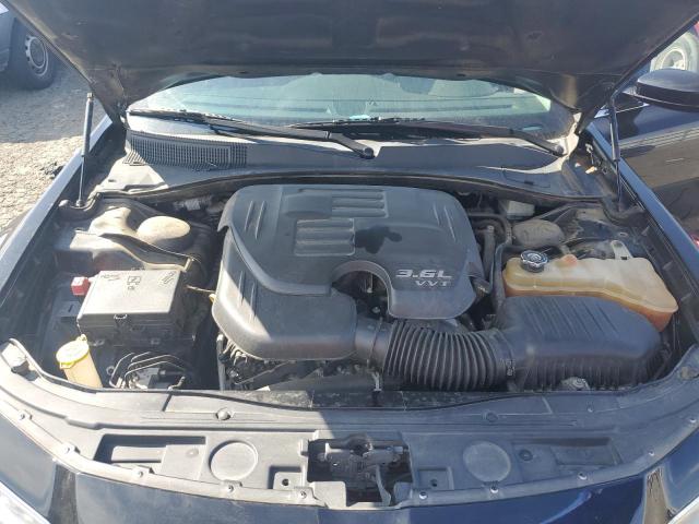 2C3CCAAGXJH216445 Chrysler 300 Touring