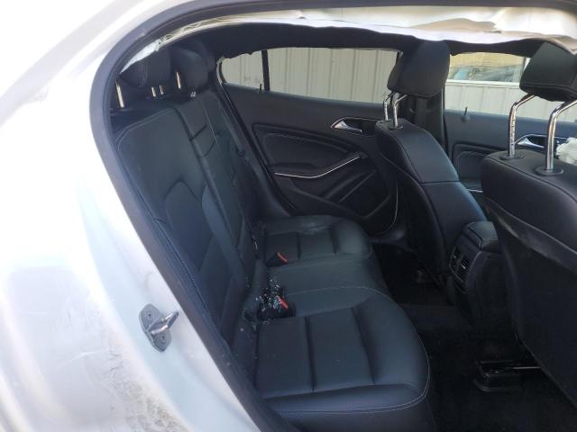 WDCTG4GB6KU012988 Mercedes-Benz Gla 250 4matic