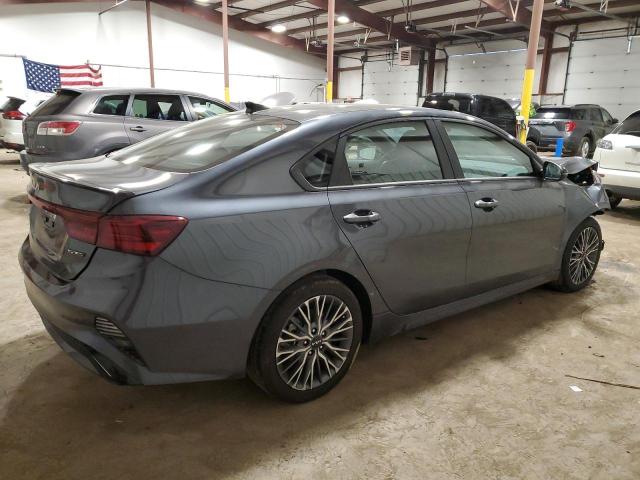 3KPF54AD6NE468883 KIA Forte Gt Line