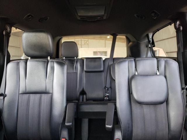 2C4RC1HG7GR239700 Chrysler Town & Country S