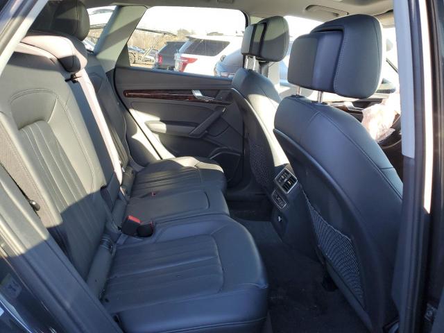WA1BNAFY5J2133009 Audi Q5 Premium Plus
