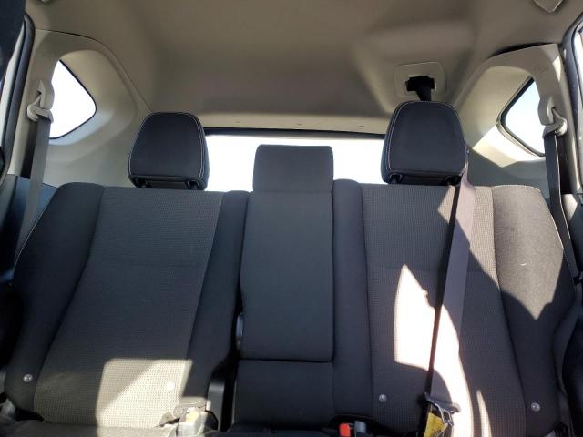 JTMRFREV8GJ080599 Toyota Rav4 Xle
