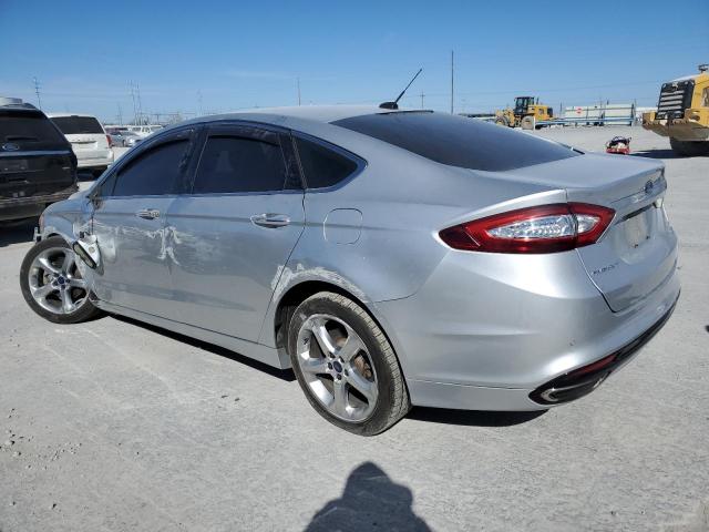 3FA6P0T99GR120475 Ford FUSION SE