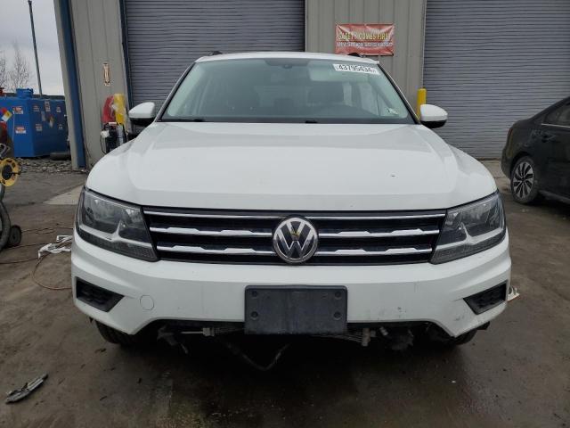 3VV2B7AX3JM200605 Volkswagen TIGUAN SE