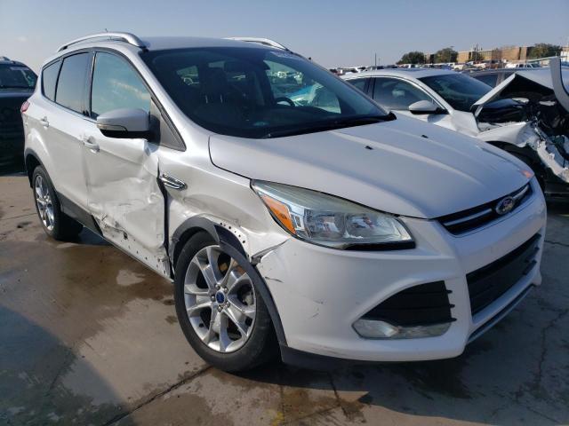 1FMCU0J98FUB92974 Ford Escape Titanium