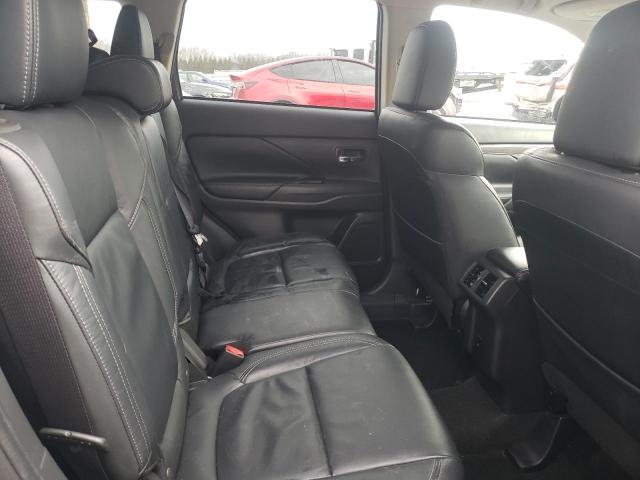 JA4AD3A31LZ043078 Mitsubishi Outlander Se