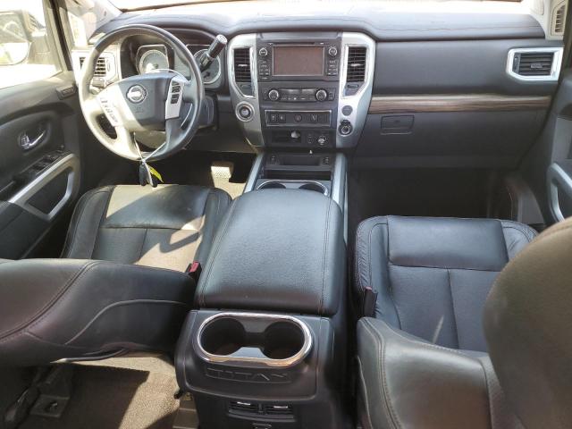 1N6AA1E67HN532460 Nissan TITAN SV