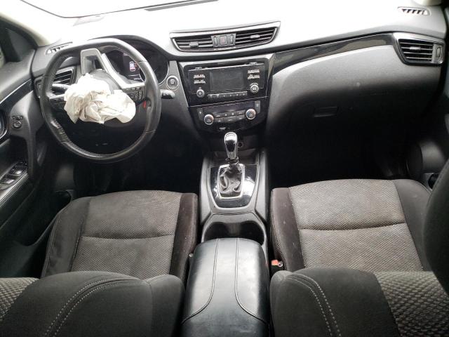 JN1BJ1CR3HW143784 Nissan Rogue Sport S