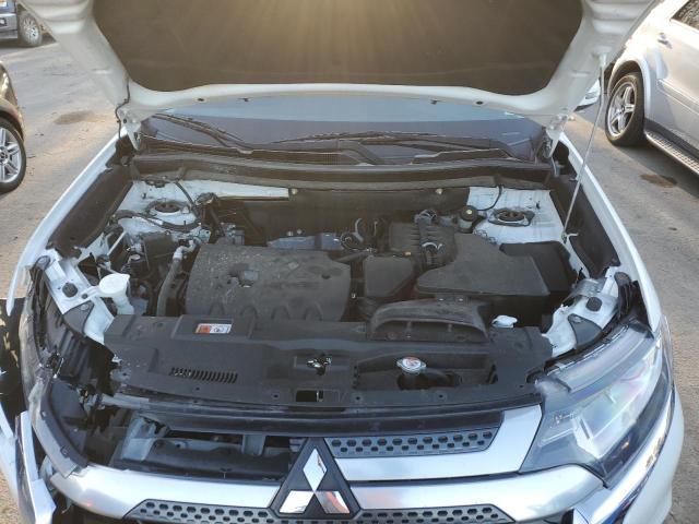 JA4AZ3A3XKZ016610 Mitsubishi Outlander Se