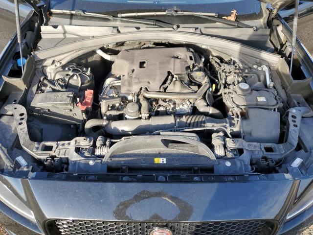 SADCJ2FX1KA610386 Jaguar F-pace Premium