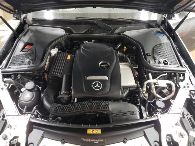 WDDZF4KB6HA258823 Mercedes-Benz E 300 4matic