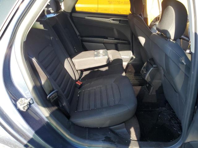 3FA6P0LU4KR177115 Ford FUSION SE