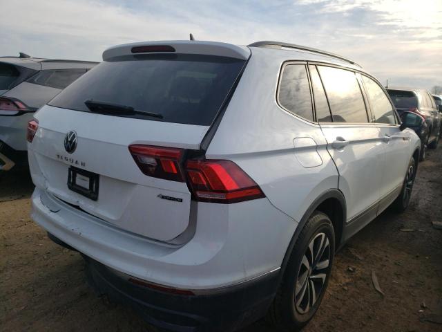 3VV0B7AX4NM072680 Volkswagen TIGUAN S
