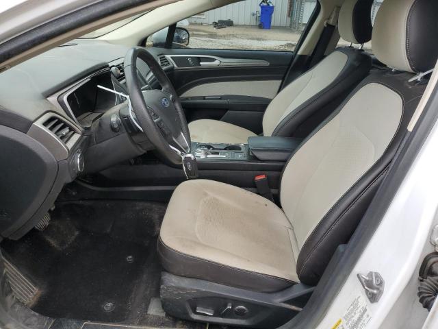 3FA6P0HD7KR246114 Ford FUSION SE