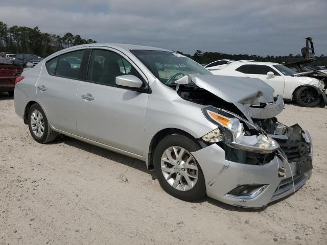 3N1CN7AP3JL833074 Nissan VERSA S