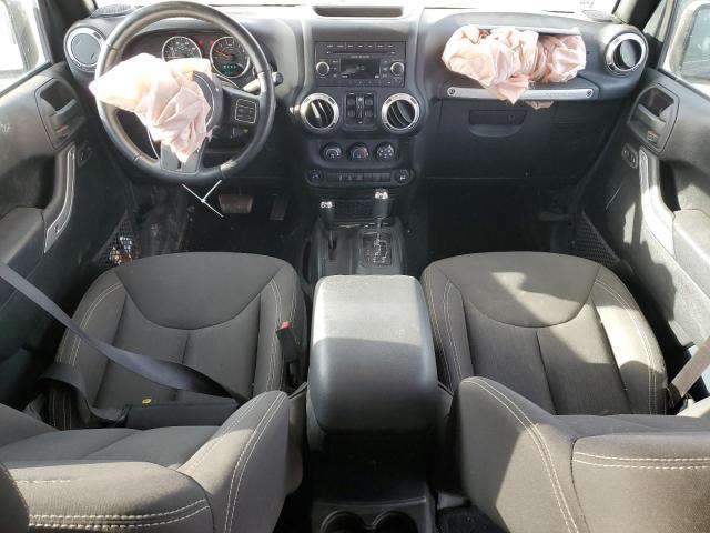 1C4BJWEG5HL564221 Jeep Wrangler Unlimited Sahara
