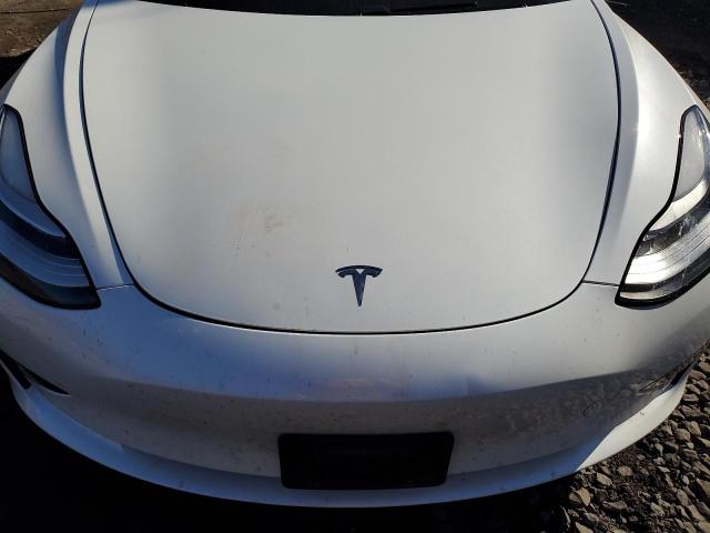 5YJ3E1EB6LF795821 Tesla MODEL 3