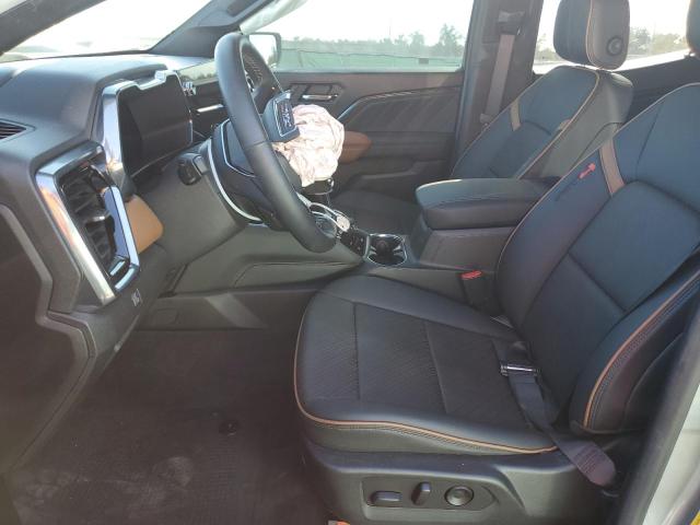 1GTP6DEK1P1130176 GMC Canyon At4