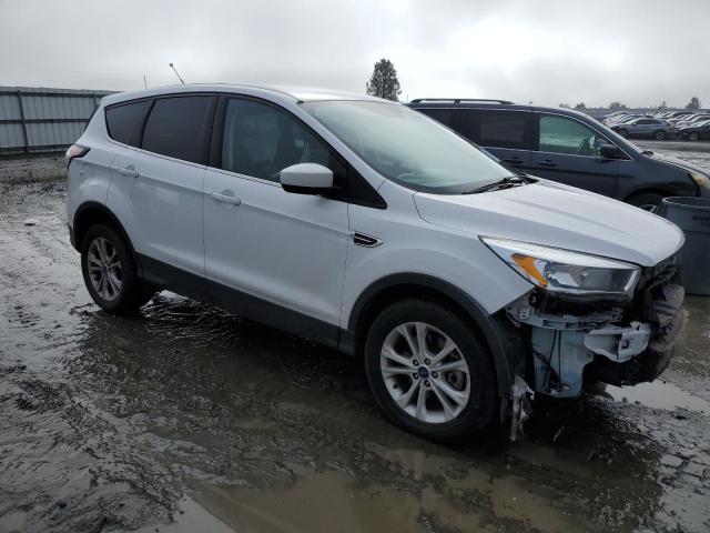 1FMCU9G99HUC88837 Ford ESCAPE SE