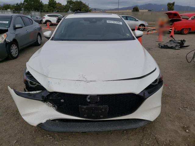 JM1BPBNM6K1142118 Mazda 3 Premium
