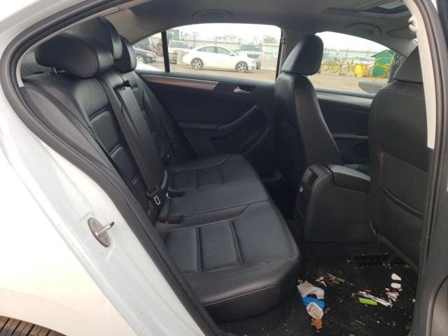 3VWDB7AJ1JM249768 Volkswagen JETTA SE