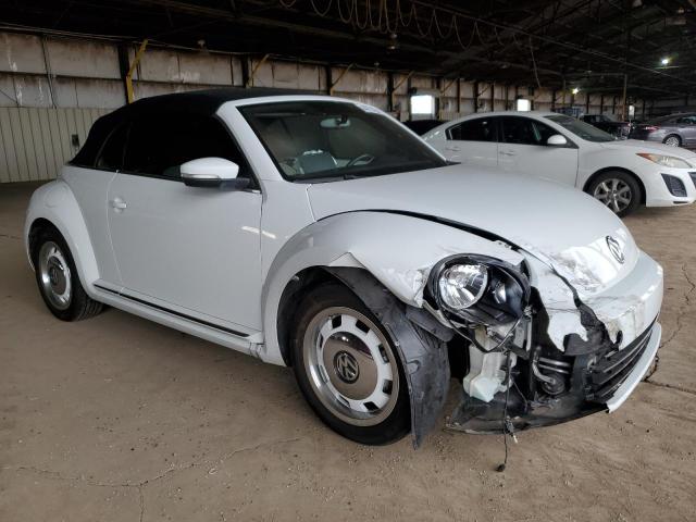 3VW517AT8FM823539 Volkswagen Beetle 1.8t