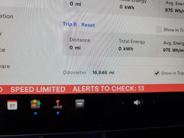5YJ3E1EB4NF257024 Tesla MODEL 3