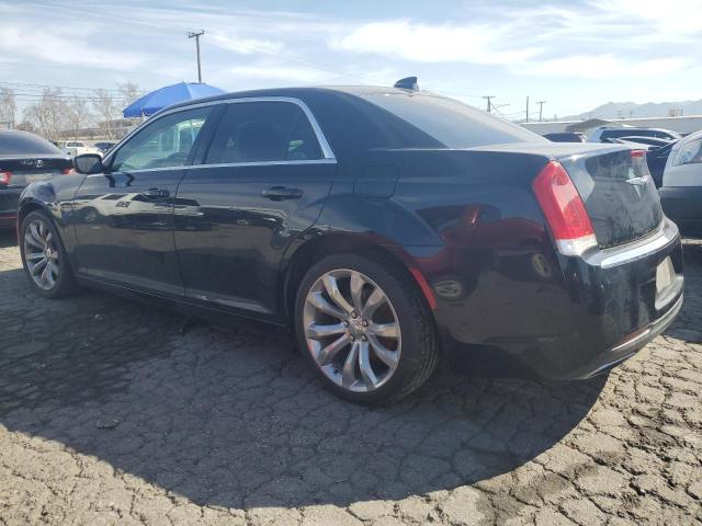 2C3CCAAGXJH216445 Chrysler 300 Touring