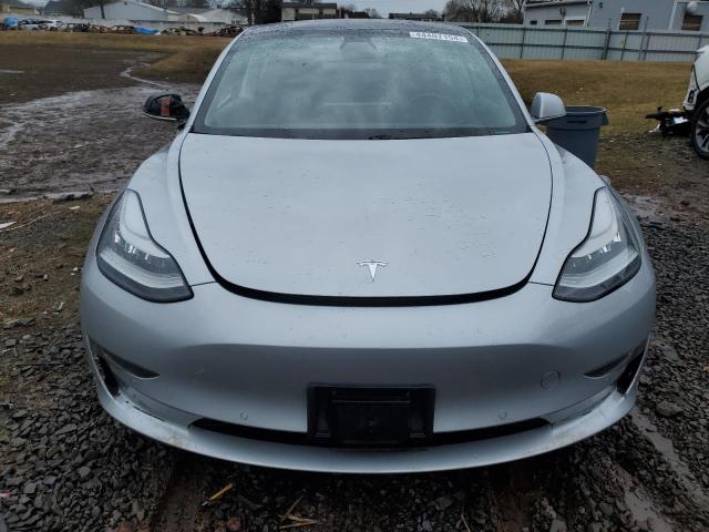 5YJ3E1EB1JF121377 Tesla MODEL 3
