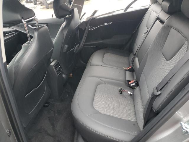 KNDCR3L10P5028225 KIA Niro Wind