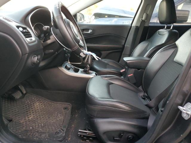 3C4NJDBB4JT393093 Jeep Compass Latitude