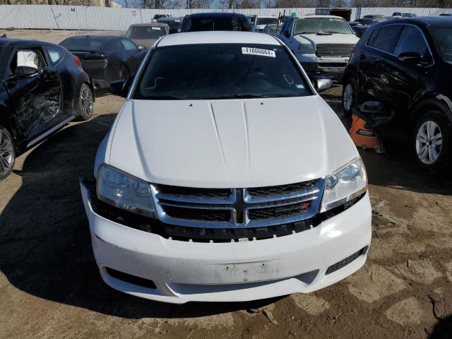 1C3CDZAB0EN189902 Dodge AVENGER SE