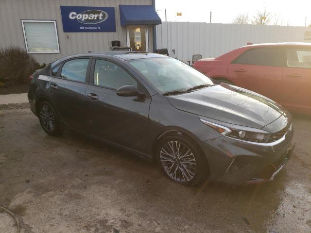 3KPF54AD5NE506751 KIA Forte Gt Line