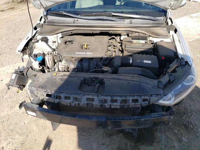 5NPD74LF7HH203048 Hyundai ELANTRA SE