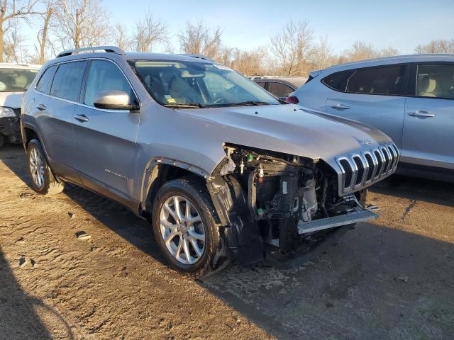 1C4PJLCB5JD615731 Jeep Cherokee Latitude