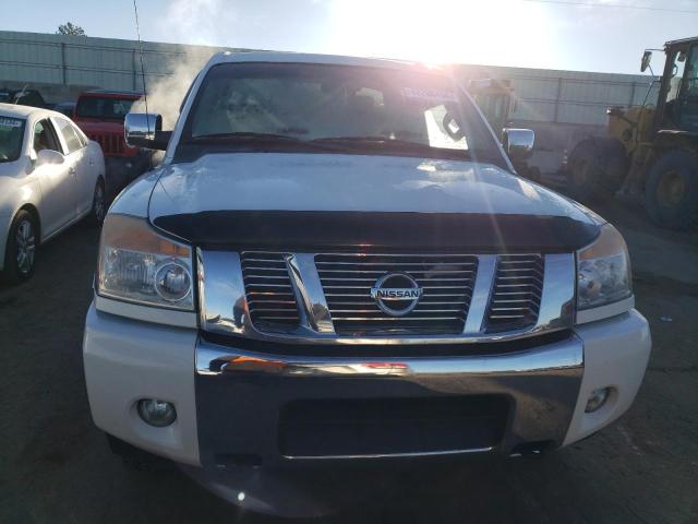 1N6BA0EC9FN511630 Nissan TITAN S