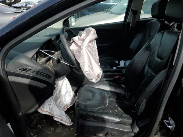 1FADP3K27GL329595 Ford FOCUS SE