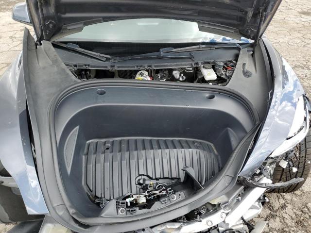 5YJ3E1EB2NF185000 Tesla MODEL 3