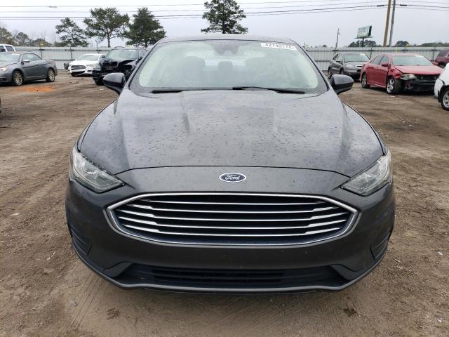 3FA6P0LU9KR261799 Ford FUSION SE