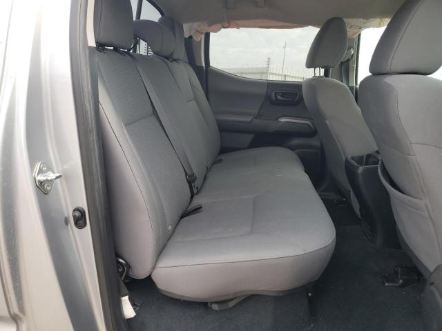 5TFAZ5CN8JX070983 Toyota Tacoma Double Cab
