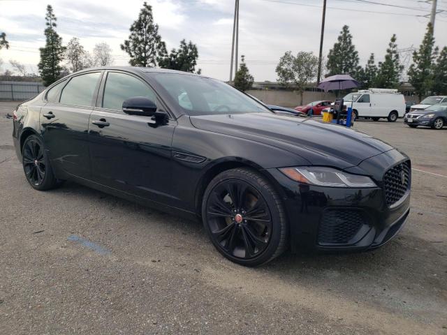 SAJBG4FX7MCY89112 Jaguar Xf Se