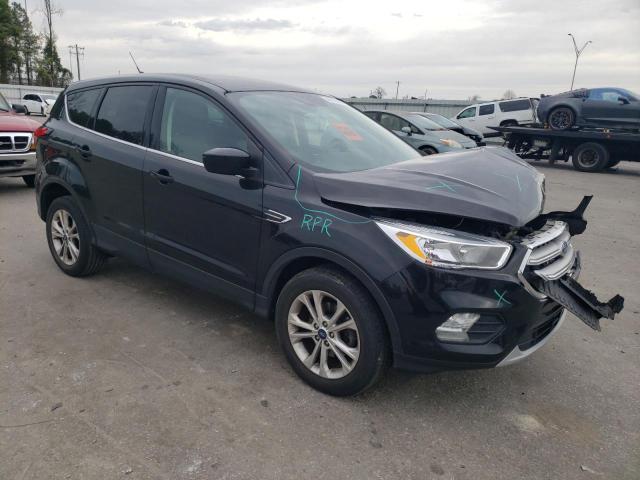 1FMCU0GD6KUA61080 Ford ESCAPE SE