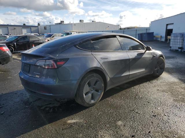 5YJ3E1EB2NF135617 Tesla MODEL 3