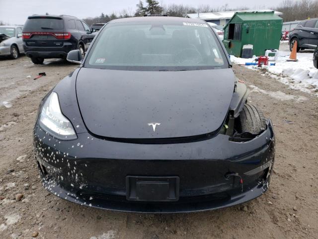 5YJ3E1EB2JF128001 Tesla MODEL 3