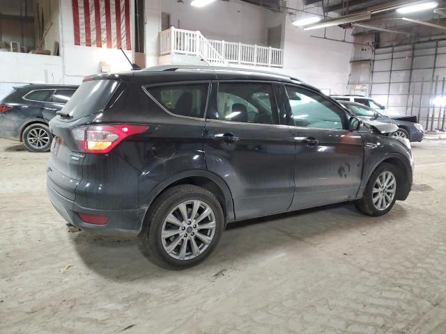 1FMCU9J95JUA03226 Ford Escape Titanium