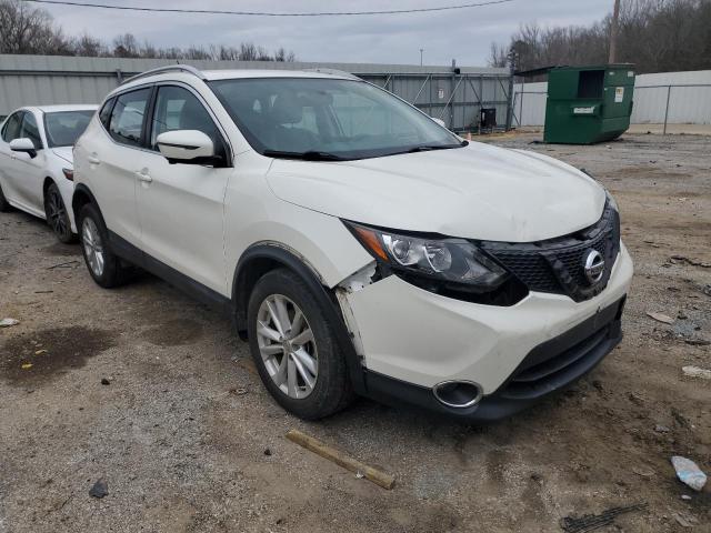 JN1BJ1CP8JW100711 Nissan Rogue Sport S