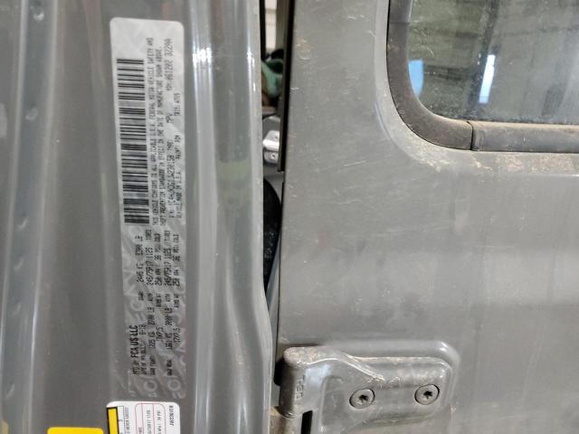 1C4HJXDG1JW230158 Jeep Wrangler Unlimited Sport