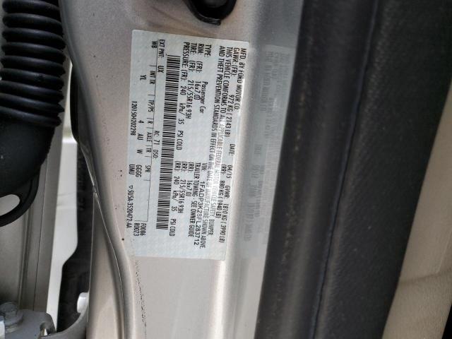 1FADP3K28FL283712 Ford FOCUS SE
