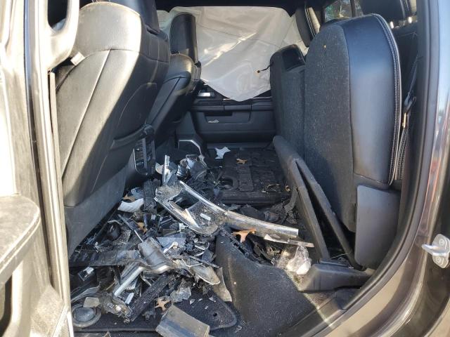 3C6UR5FL1NG366730 RAM 2500 Laie
