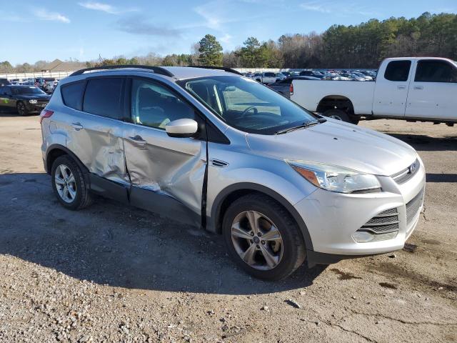 1FMCU0GX3GUC62372 Ford ESCAPE SE